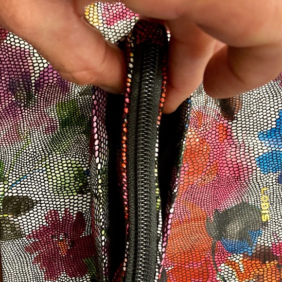 LODIS Leather Clutch With Mini/ Makeup - Picture 6 of 7